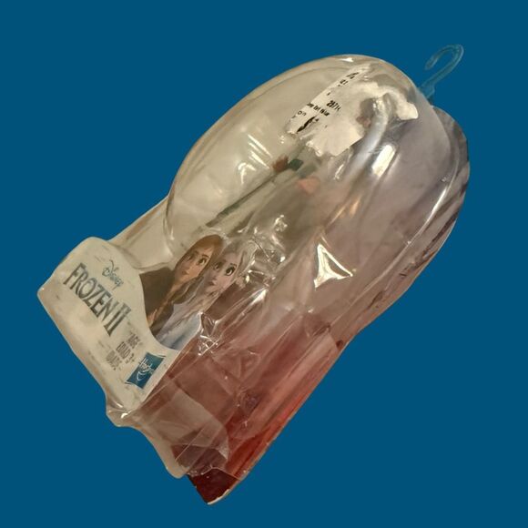 NIP Disney Frozen 2 Honeymaren Figure Hasbro Damaged Package Figure Excellent A1 - Picture 2 of 8